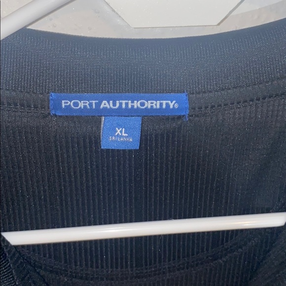 Black collar Cadillac Shirt - Picture 5 of 5